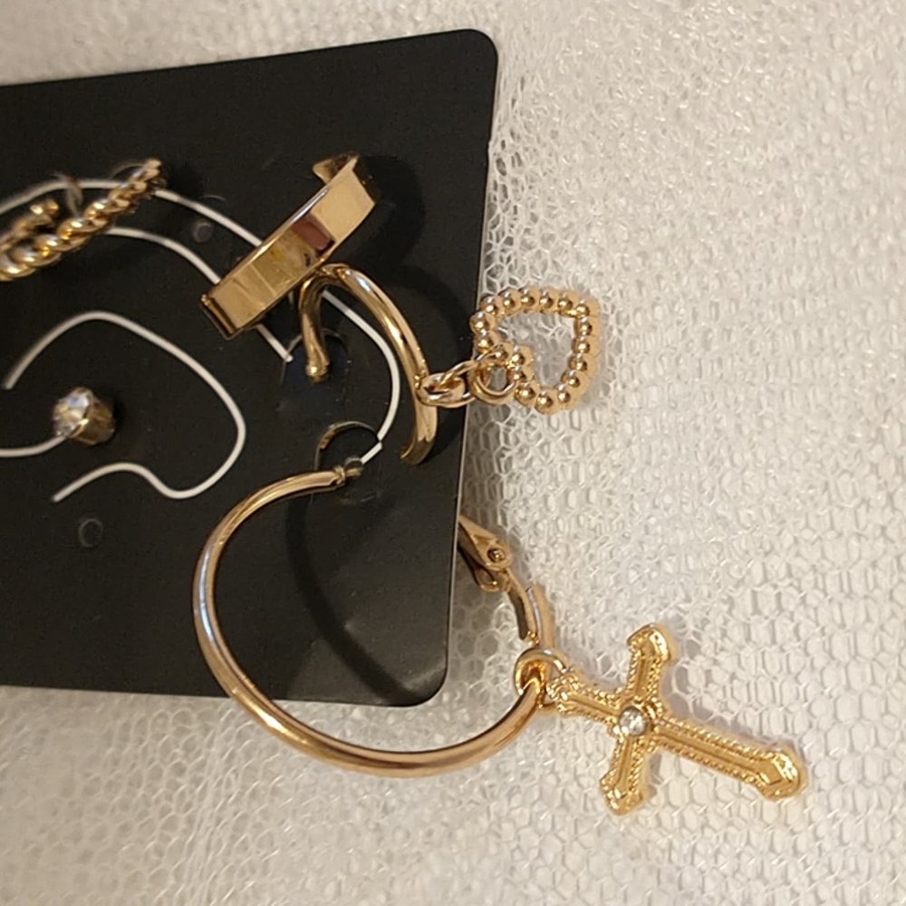 6 Piece Gold Earring Set! - Picture 3 of 9